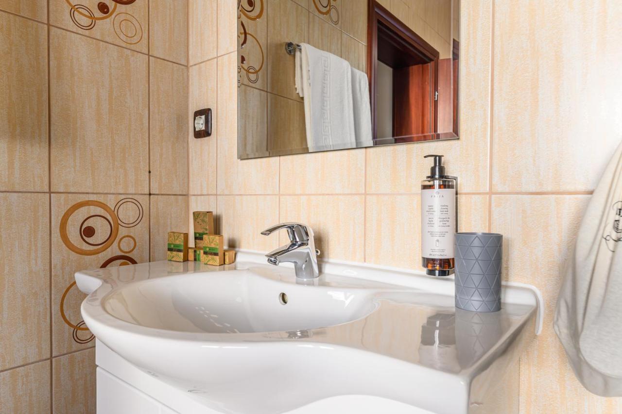 Cedrus Boutique Hotel Brasov Exterior photo