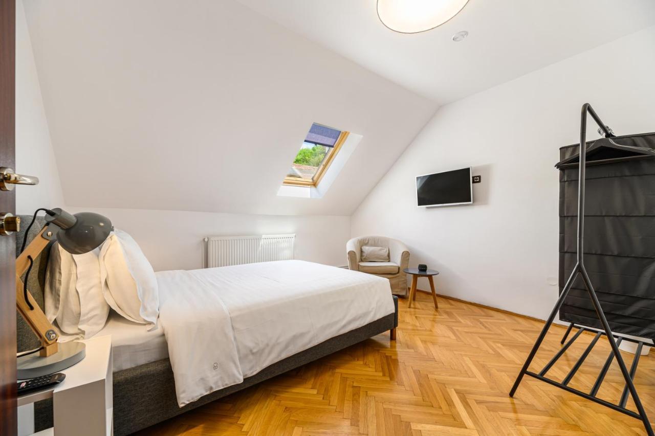 Cedrus Boutique Hotel Brasov Exterior photo
