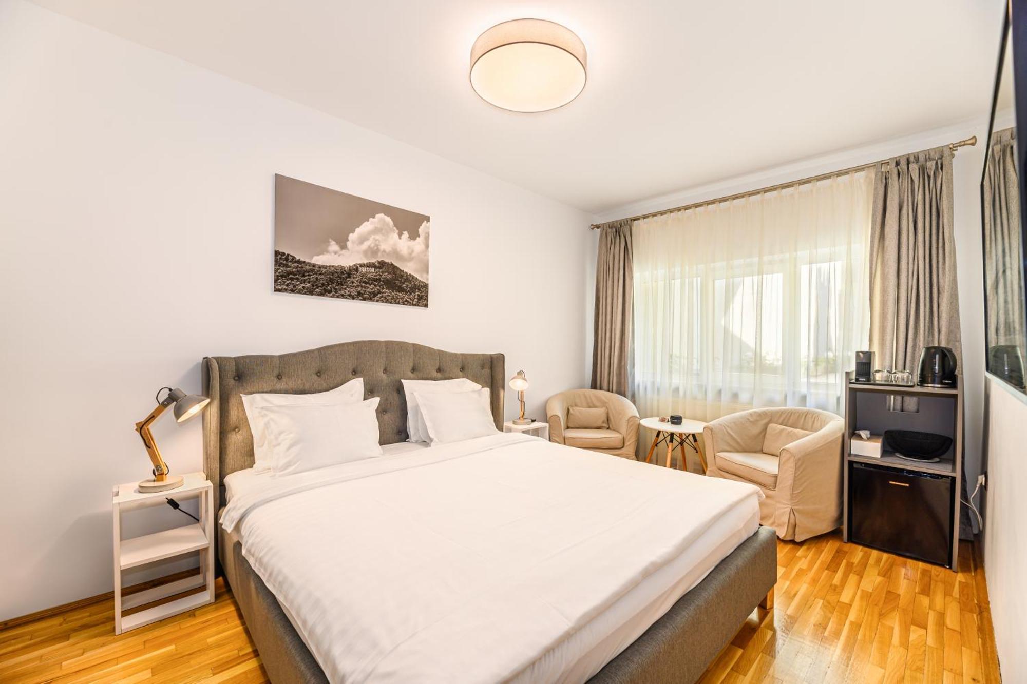 Cedrus Boutique Hotel Brasov Exterior photo